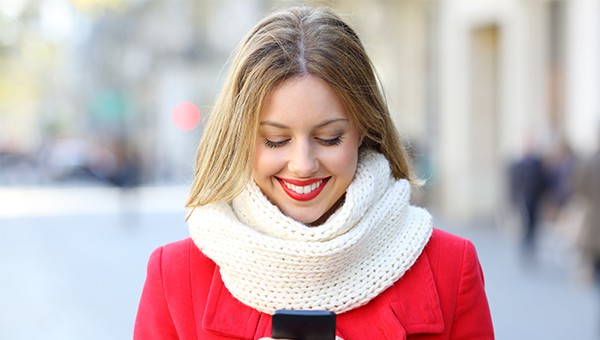 Why Business SMS Marketing Works During the Holiday Season